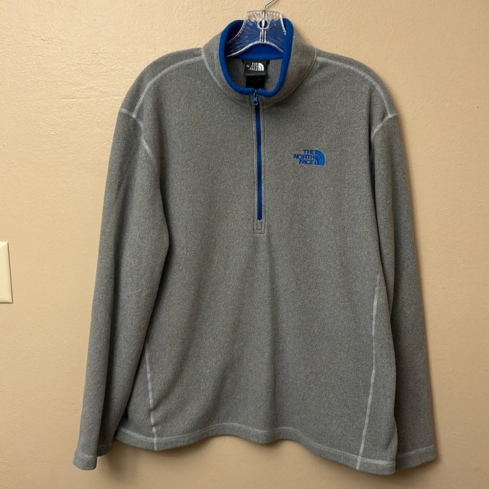 The North Face Quarter Zip Size L